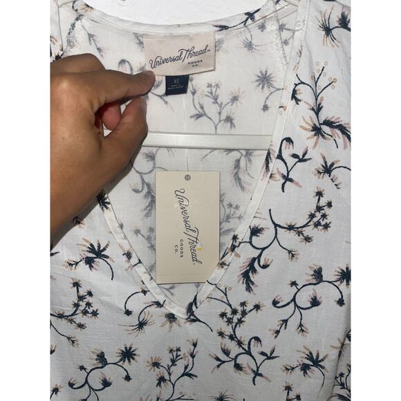 NWT Universal Thread Goods Co. Women’s Floral Mini Dress XS size - Picture 2 of 5